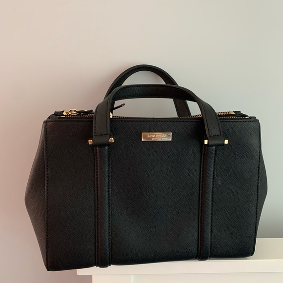 📝Kate Spade Medium Purse🖤 - Picture 1 of 4
